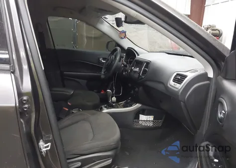 2020 Jeep Compass Sport 4X4 z USA, uszkodzony, nr VIN 3C4NJDAB0LT145542